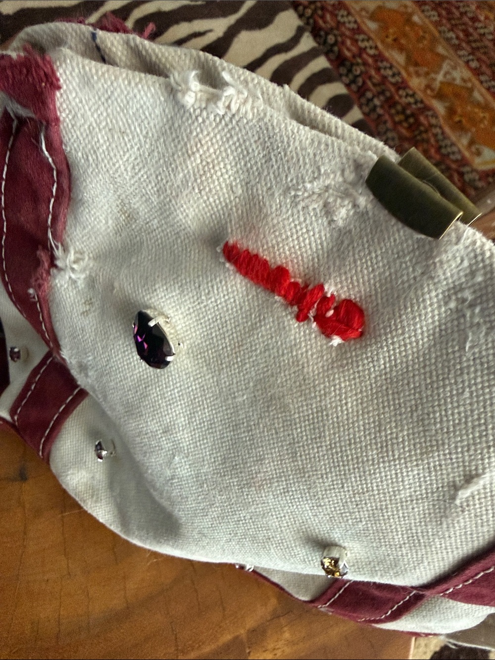 THE IT SUMMER BAG - THE BOAT-YARD | THE CLUTCH IN VINTAGE WINE - Picture 8 of 13